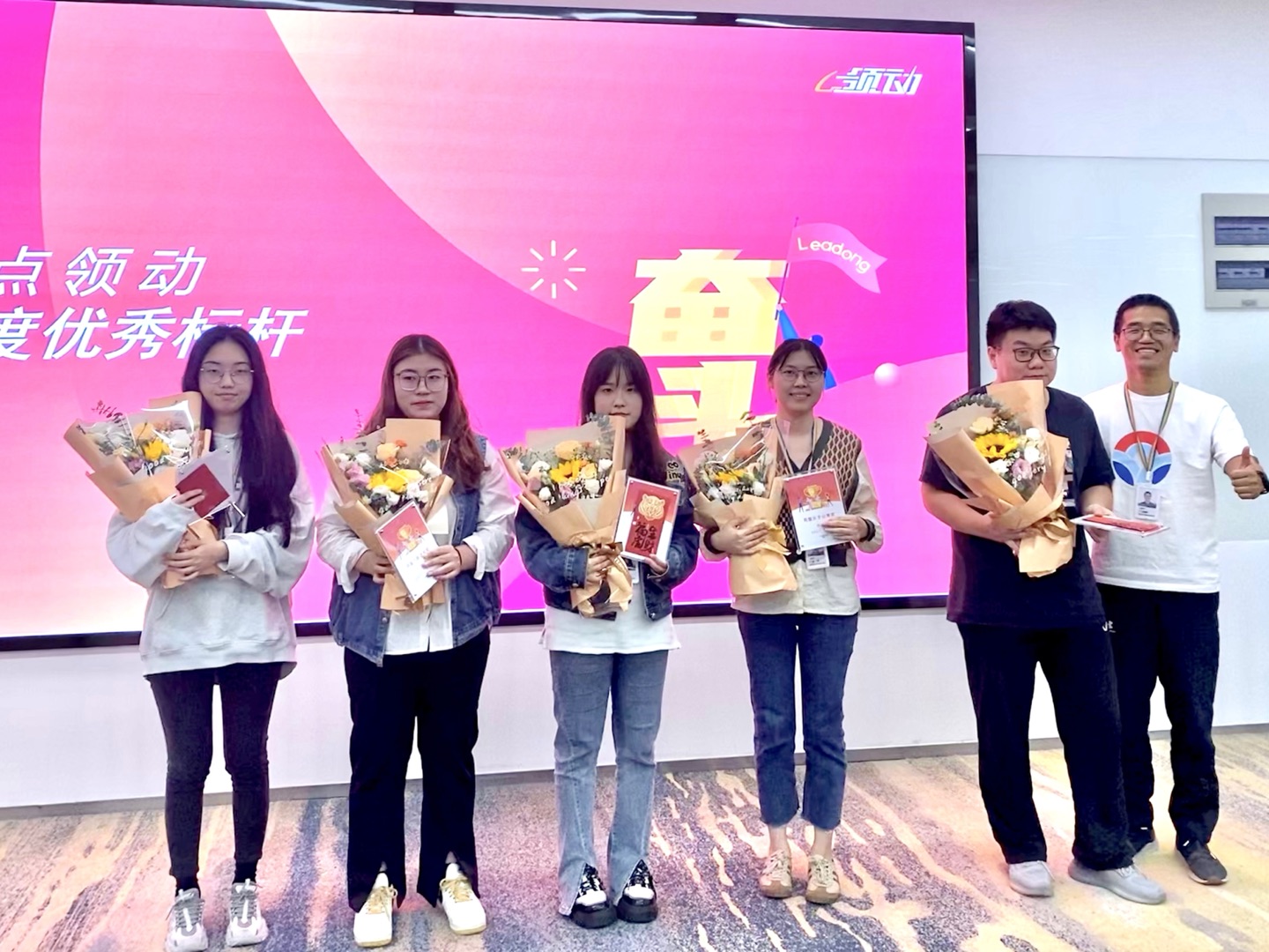 7f2051a3-0053-47(10-14-10-55-12)